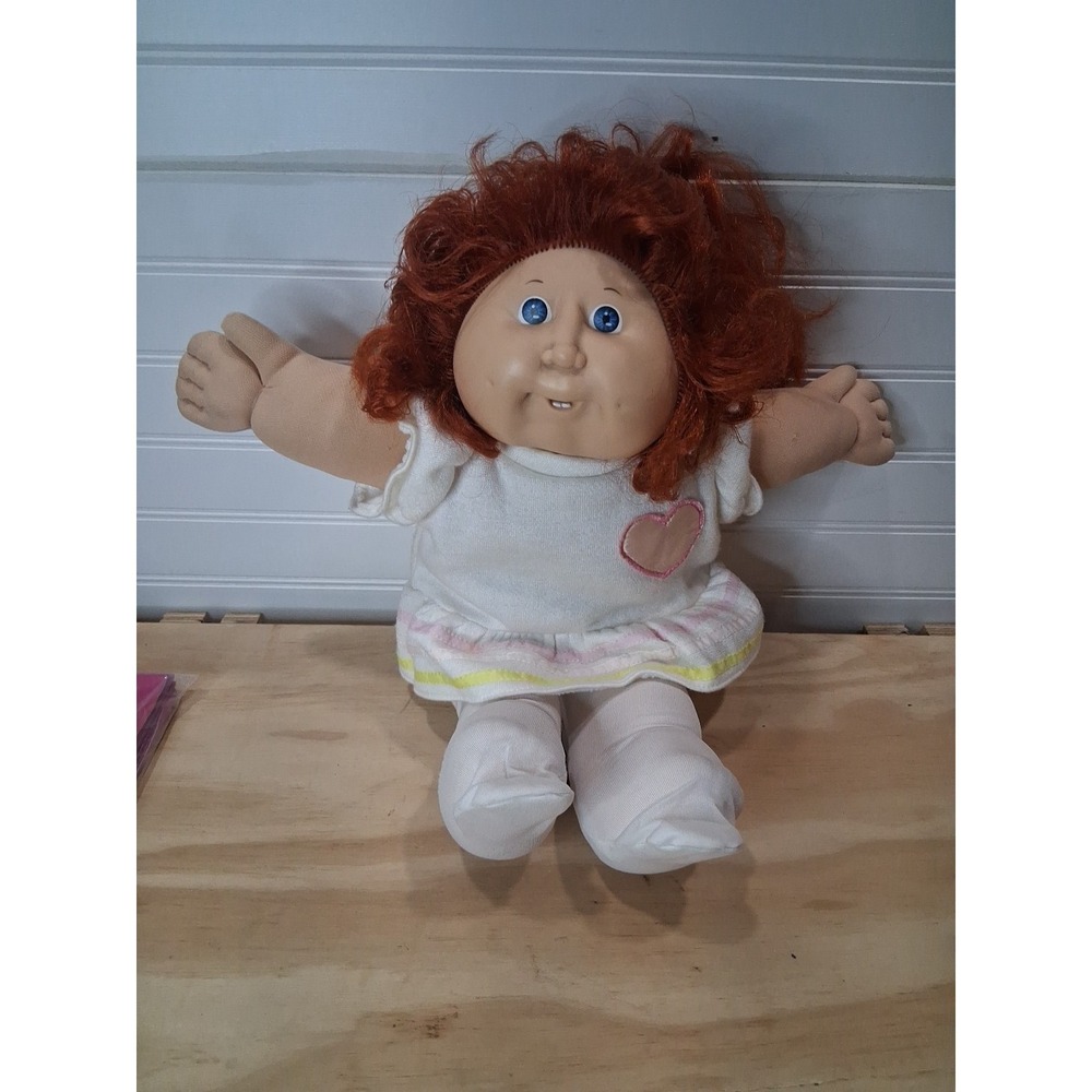 VINTAGE 1978 1982 Cabbage Patch Kid Girl Doll Coleco Blue  Eyes, Red Hair